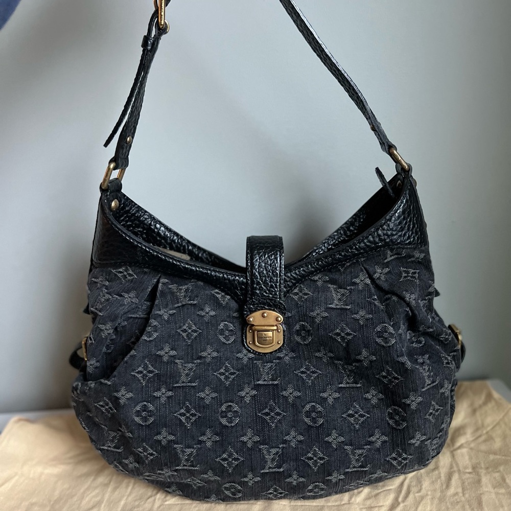 ❌SOLD❌Authentic NEW Louis Vuitton monogram black denim XS Mahina - Picture 6 of 17